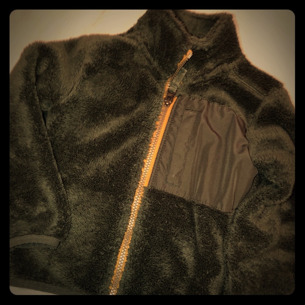 Hunter Green Fleece Zip Up!